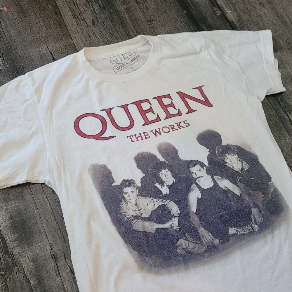 Queen Retro Band T-Shirt